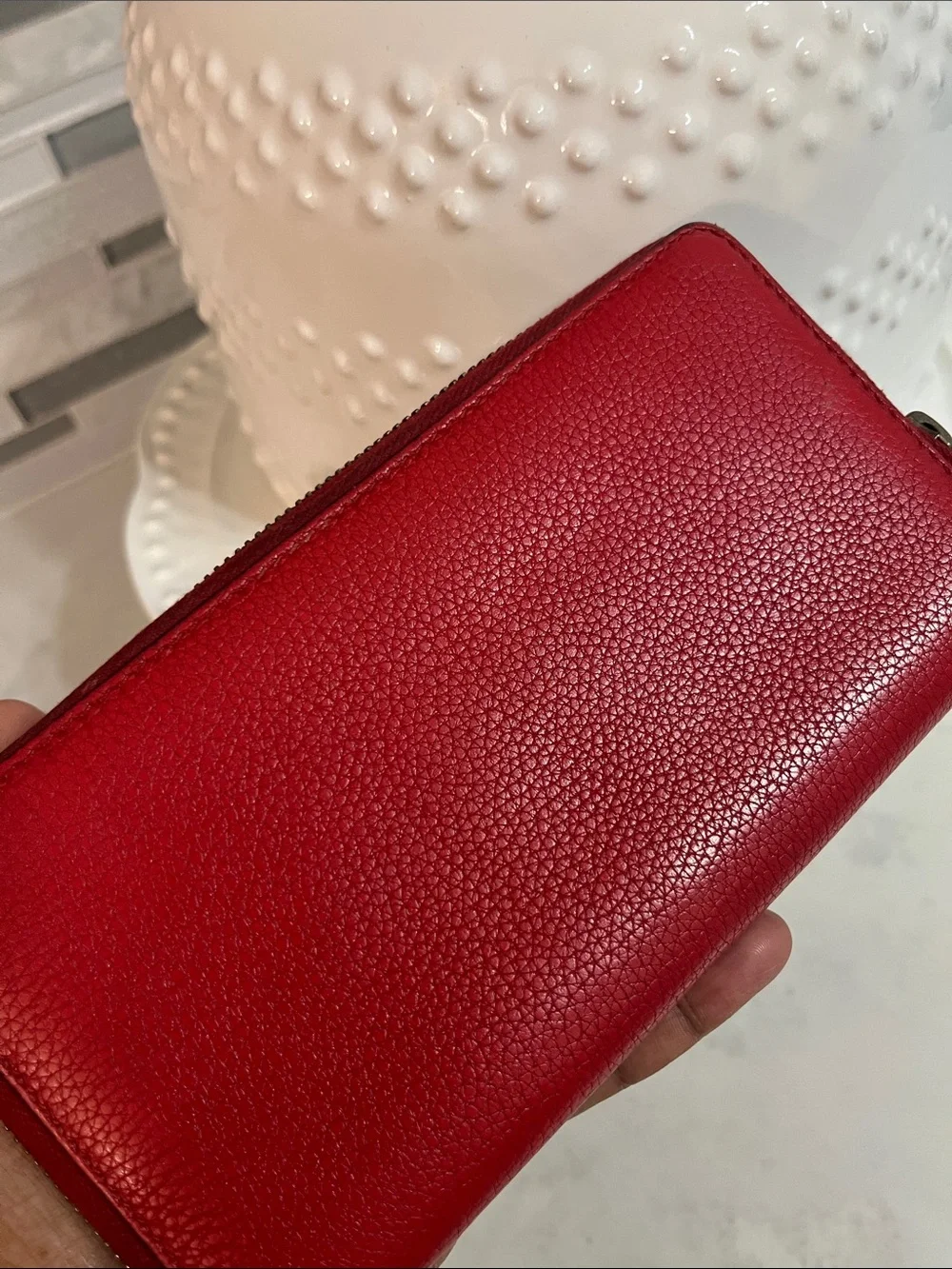 Gucci Red Leather Zip Wallet with Green & Gold Logo - Picture 5 of 10